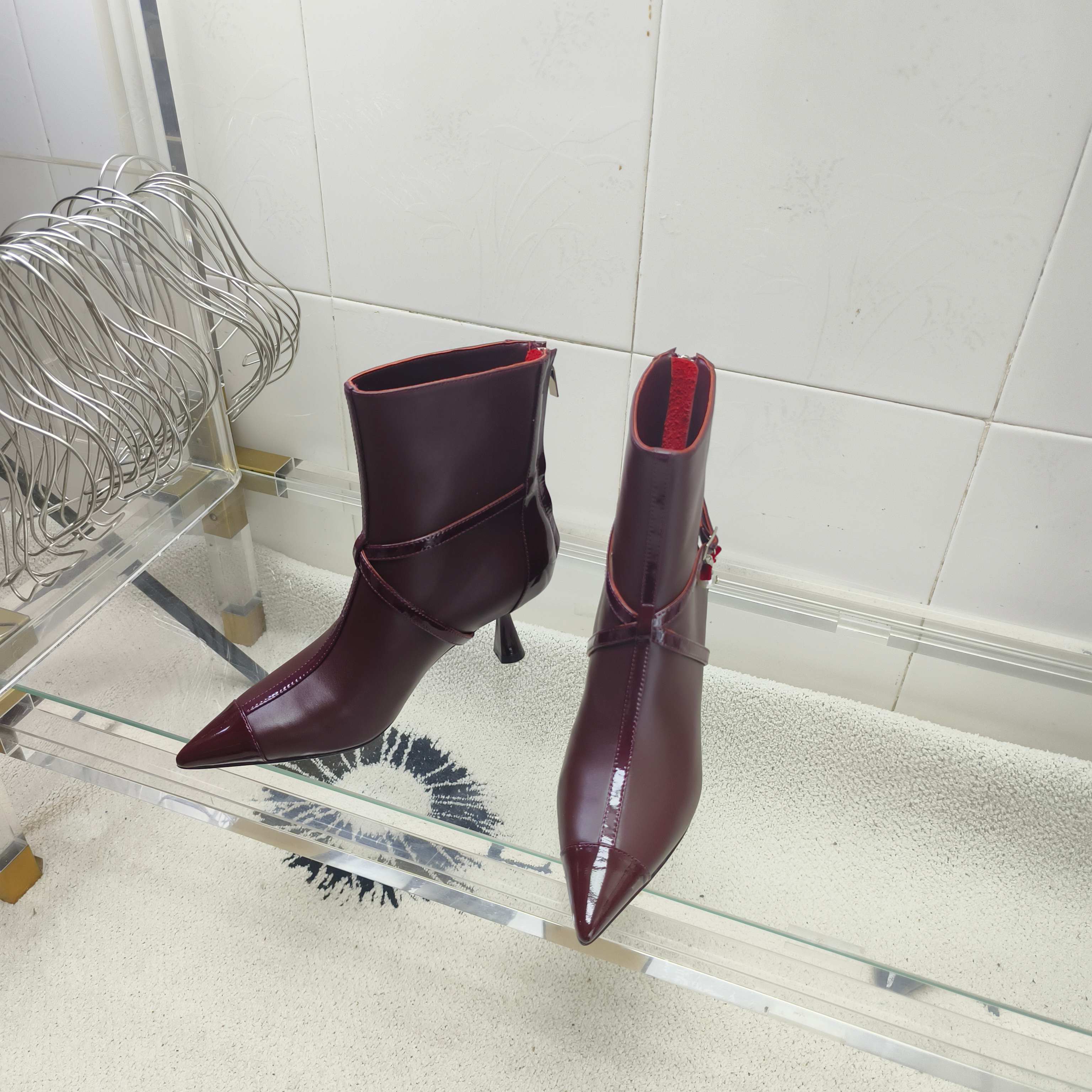 Women's high heels